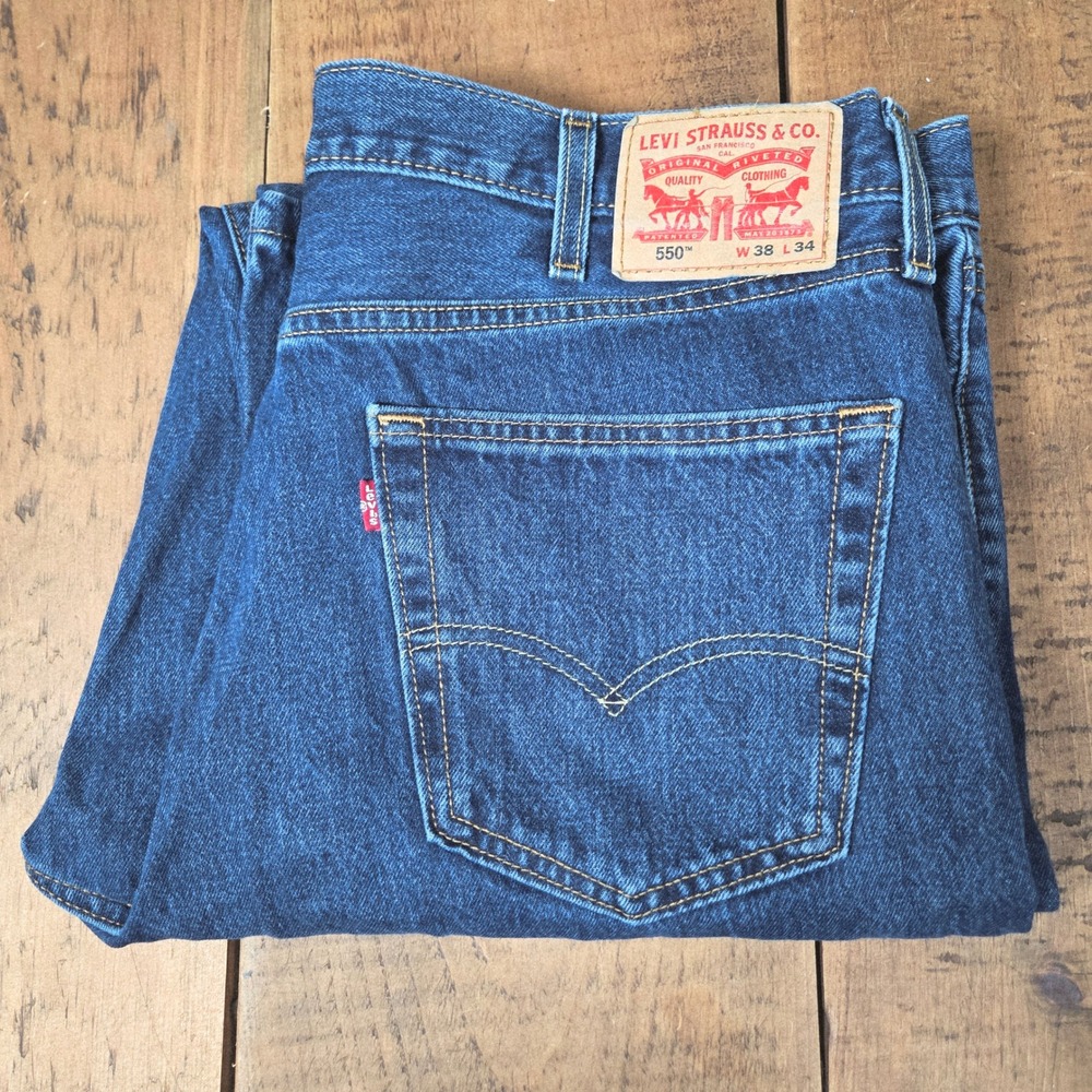 Levis 550 Relaxed Fit Tapered Leg Jeans Mens 38x34 Medium Wash Blue